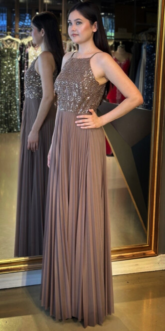 Kahverengi İnce Askılı Sırt Dekolteli Kloş Etekli Tül Uzun Abiye Elbise 11049 - 2