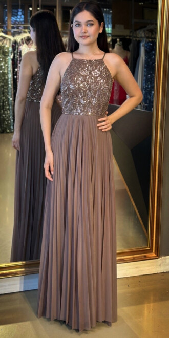 Kahverengi İnce Askılı Sırt Dekolteli Kloş Etekli Tül Uzun Abiye Elbise 11049 