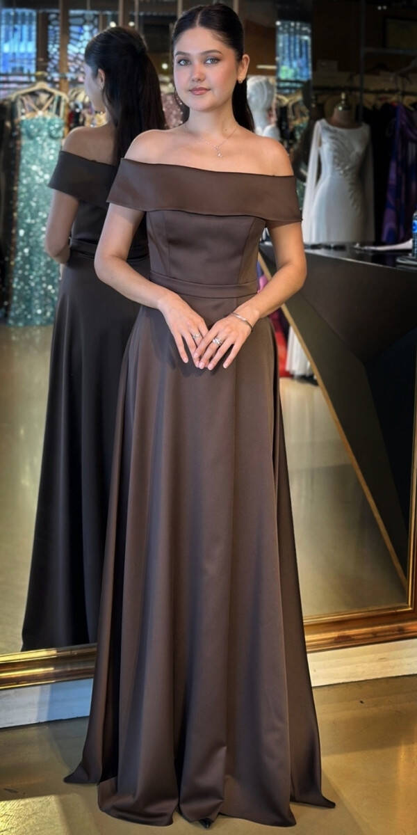 Kahverengi Madonna Yaka Kloş Etekli Saten Uzun Abiye Elbise 11067 - 1