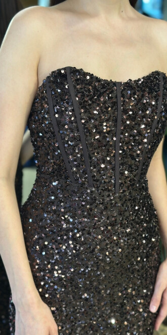 Kahverengi Straplez Yaka Sırt Dekolteli Yırtmaçlı Düz Kesim Payet Uzun Abiye Elbise 11093-05 - 4