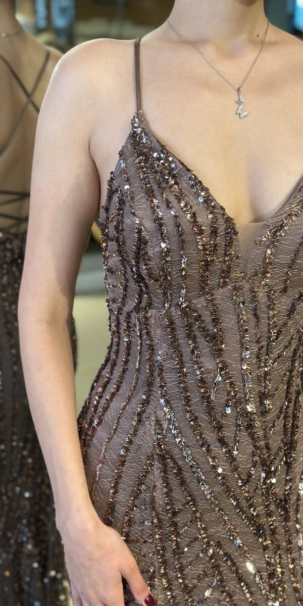 Kahverengi V Yaka İp Askılı Sırt Dekolteli Balık Etekli Pul Payet Uzun Abiye Elbise 11112-02 - 4