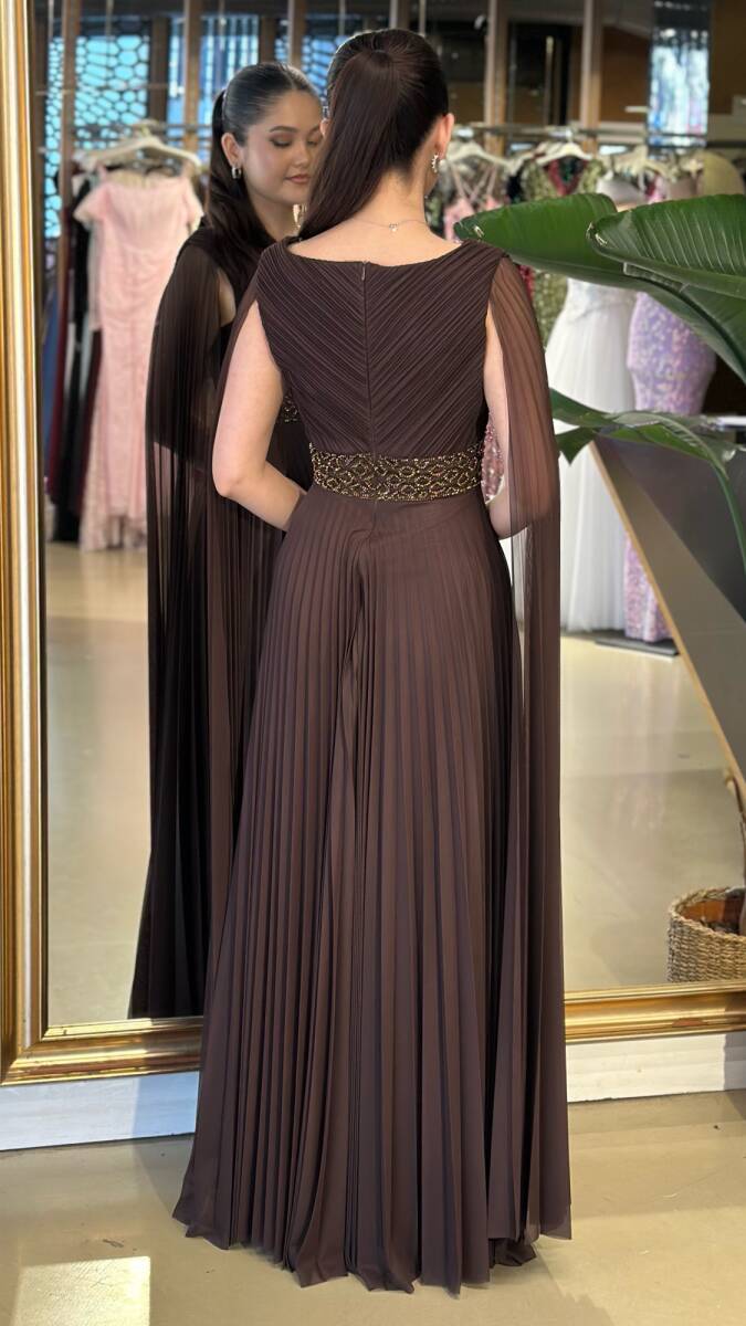 Kahverengi V Yaka Pelerin Kloş Etekli Şifon Uzun Abiye Elbise 11108-03 - 5