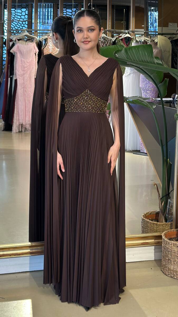 Kahverengi V Yaka Pelerin Kloş Etekli Şifon Uzun Abiye Elbise 11108-03 - 1