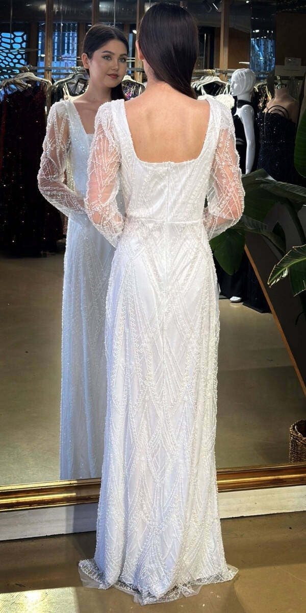 Kırık Beyaz Kare Yaka Uzun Kollu Kloş Etekli Pullu Boncuklu Uzun Abiye Elbise 11047-17 - 5