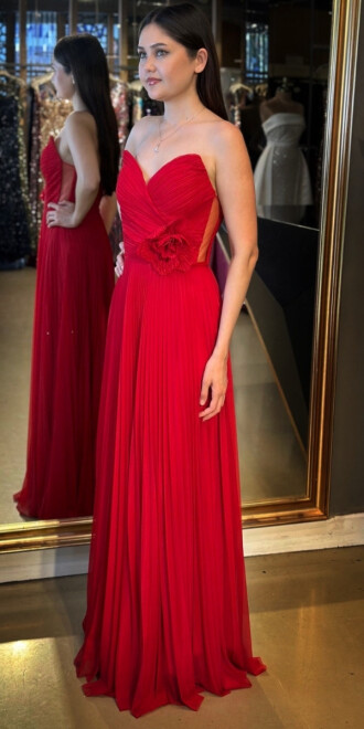 Kırmızı Straplez Yaka Çiçek Detaylı Kloş Etekli Tül Uzun Abiye Elbise 11003 - 3