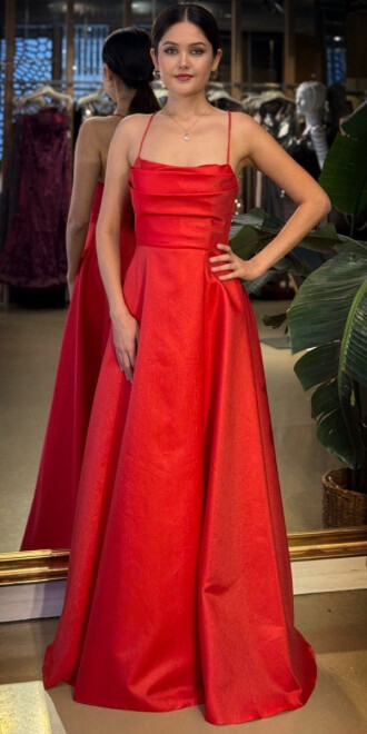 Kırmızı Degaje Yaka İp Askılı Sırt Dekolteli Kloş Etekli Saten Uzun Abiye Elbise 11104-03 