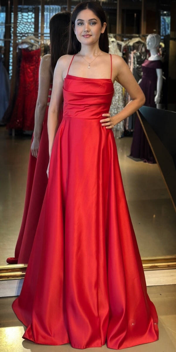 Kırmızı İp Askılı Sırt Dekolteli Kloş Etekli Saten Uzun Abiye Elbise 7764 - 1