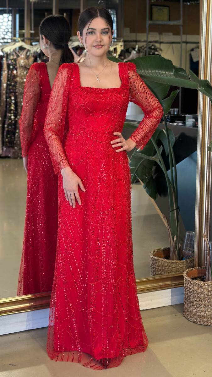 Kırmızı Kare Yaka Uzun Kollu Kloş Etekli Pullu Boncuklu Uzun Abiye Elbise 11047-24 - 1