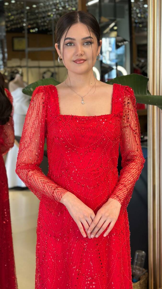 Kırmızı Kare Yaka Uzun Kollu Kloş Etekli Pullu Boncuklu Uzun Abiye Elbise 11047-24 - 3