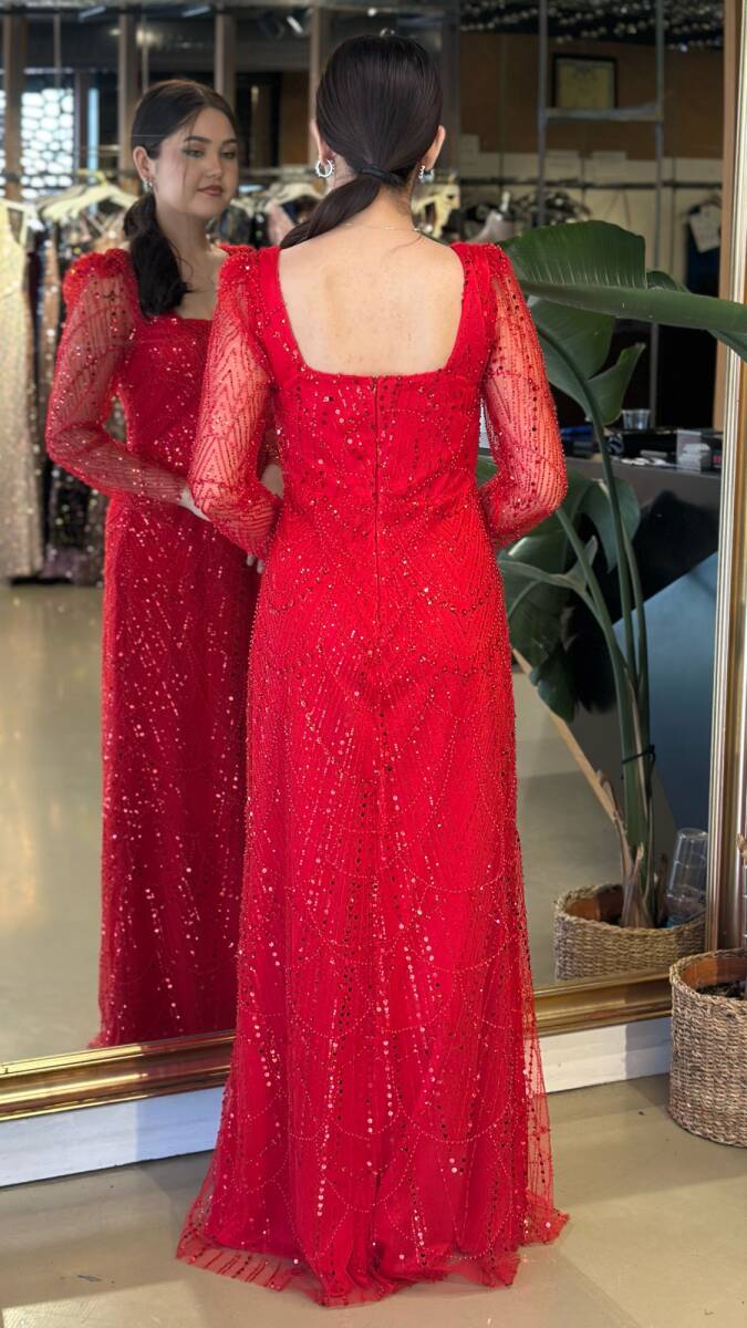 Kırmızı Kare Yaka Uzun Kollu Kloş Etekli Pullu Boncuklu Uzun Abiye Elbise 11047-24 - 5