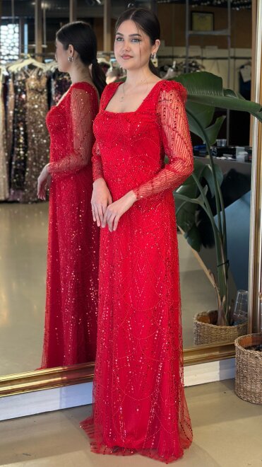 Kırmızı Kare Yaka Uzun Kollu Kloş Etekli Pullu Boncuklu Uzun Abiye Elbise 11047-24 - 2