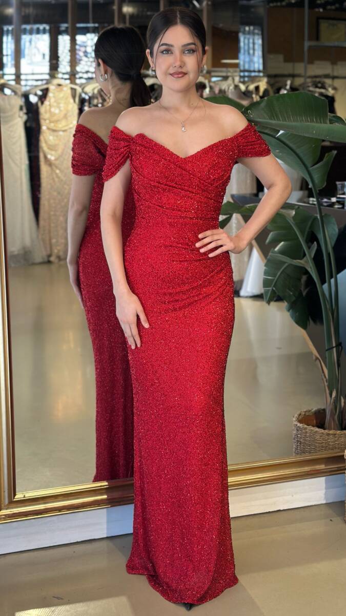 Kırmızı Madonna Yaka Düz Kesim Likralı Pullu Boncuklu Uzun Abiye Elbise 11023-09 - 1