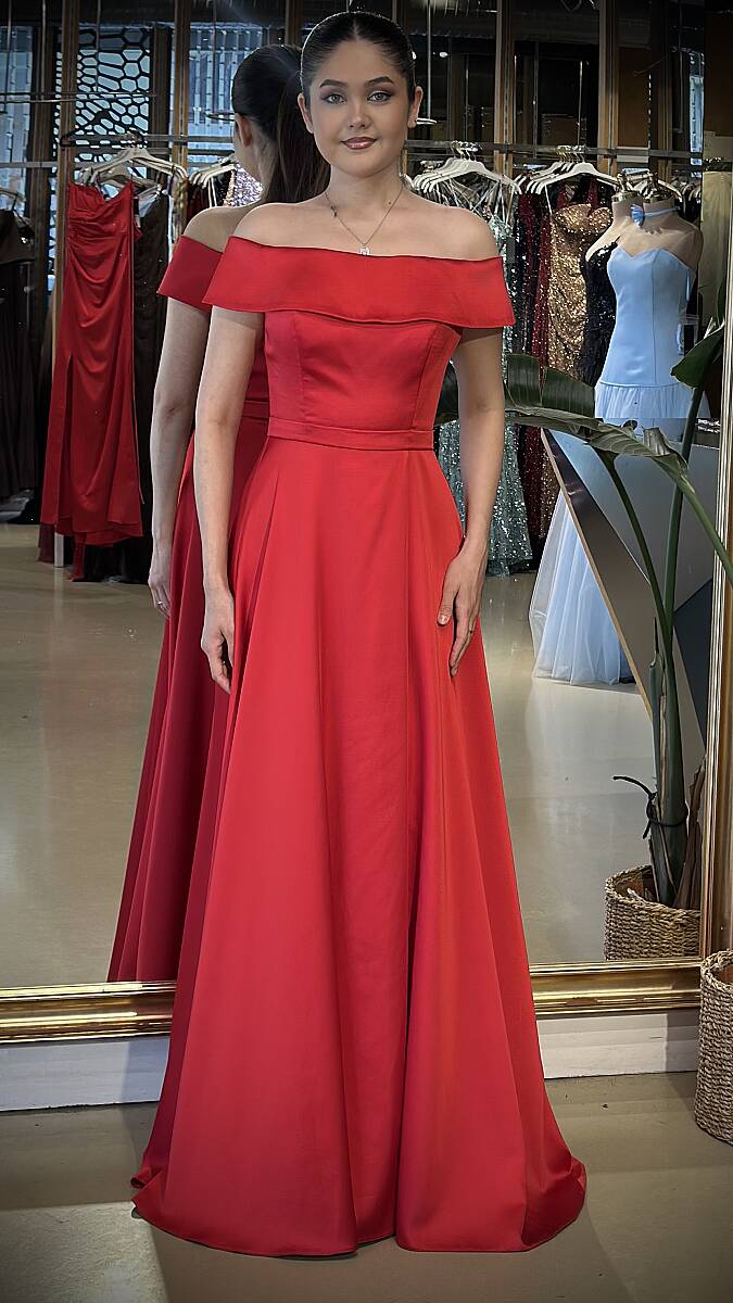 Kırmızı Madonna Yaka Kloş Etekli Saten Uzun Abiye Elbise 11067-09 - 1