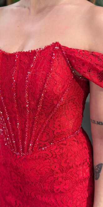 Kırmızı Madonna Yaka Sırt Dekolteli Düz Kesim Dantel Uzun Abiye Elbise 11181-03 - 4