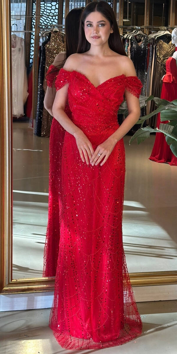 Kırmızı Madonna Yaka Sırt Dekolteli Düz Kesim Pullu Boncuklu Uzun Abiye Elbise 11044-18 - 1