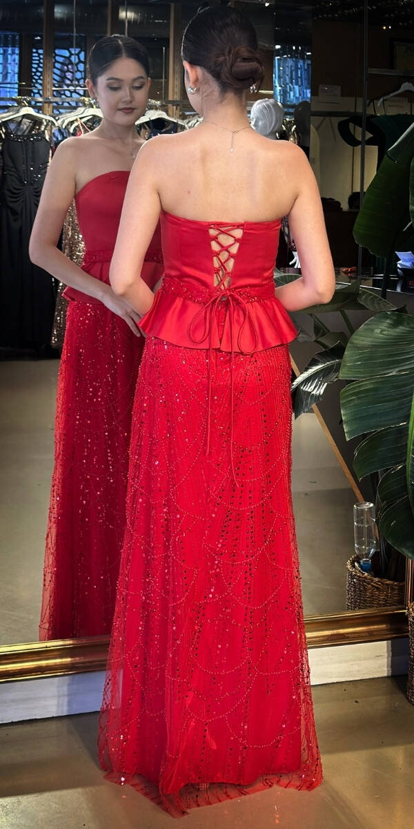 Kırmızı Straplez Yaka Kemerli Sırt Dekolteli Düz Kesim Pullu Boncuklu Uzun Abiye Elbise 11141-02 - 5