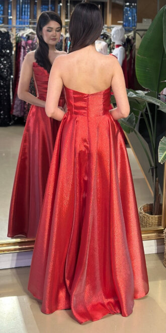 Kırmızı Straplez Yaka Kloş Etekli Saten Uzun Abiye Elbise 11005-01 - 2