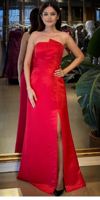 Kırmızı Straplez Yaka Sırt Dekolteli Yırtmaçlı Düz Kesim Saten Uzun Abiye Elbise 11102-03 - abiyeniall