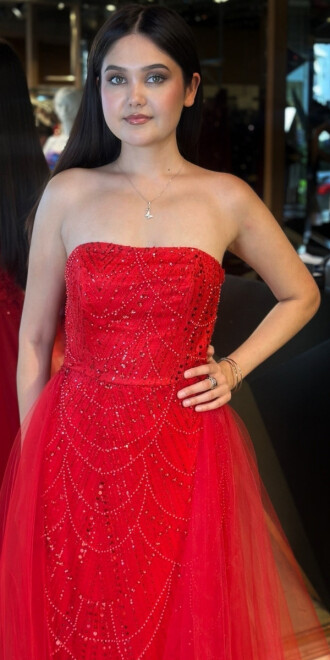 Kırmızı Straplez Yaka Tül Pelerin Etekli Pullu Boncuklu Uzun Abiye Elbise 7705 - 3