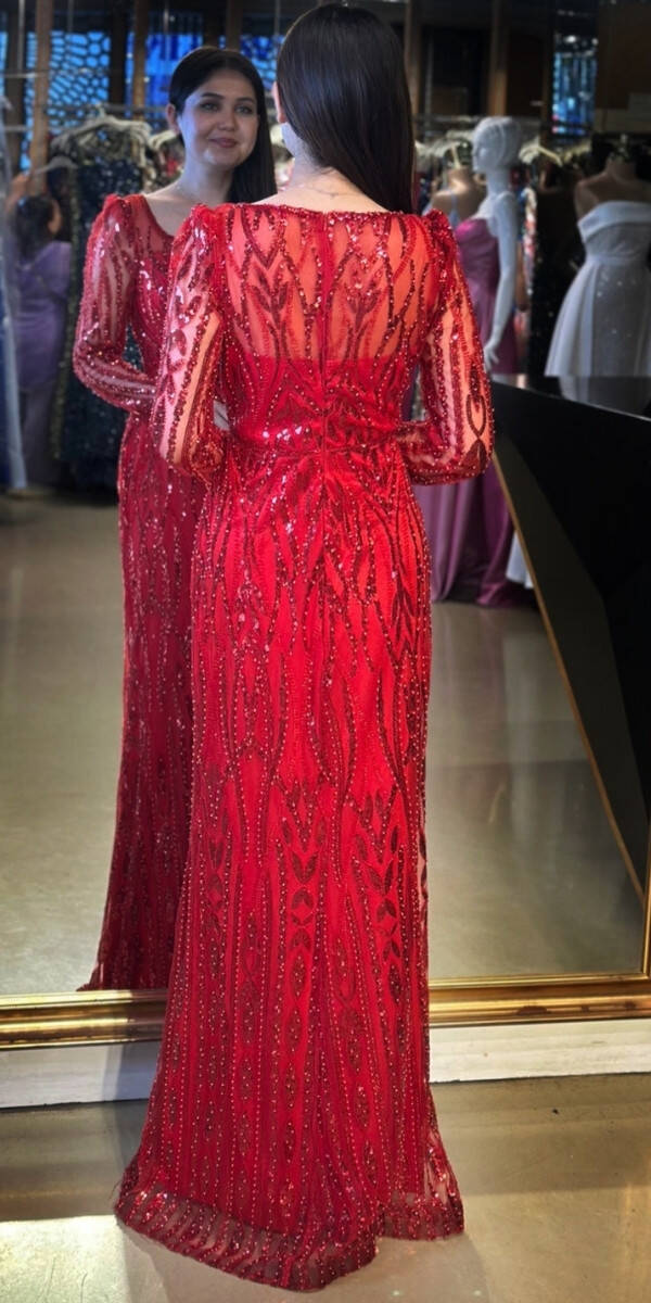 Kırmızı Uzun Kollu V Yaka Düz Kesim Pullu Boncuklu Uzun Abiye Elbise 11057 - 4