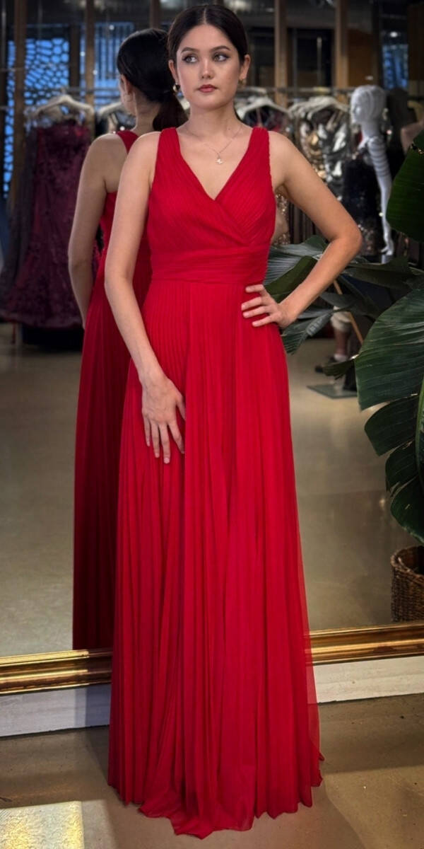 Kırmızı V Yaka Kalın Askı Kloş Etekli Şifon Uzun Abiye Elbise 11098-01 - 1