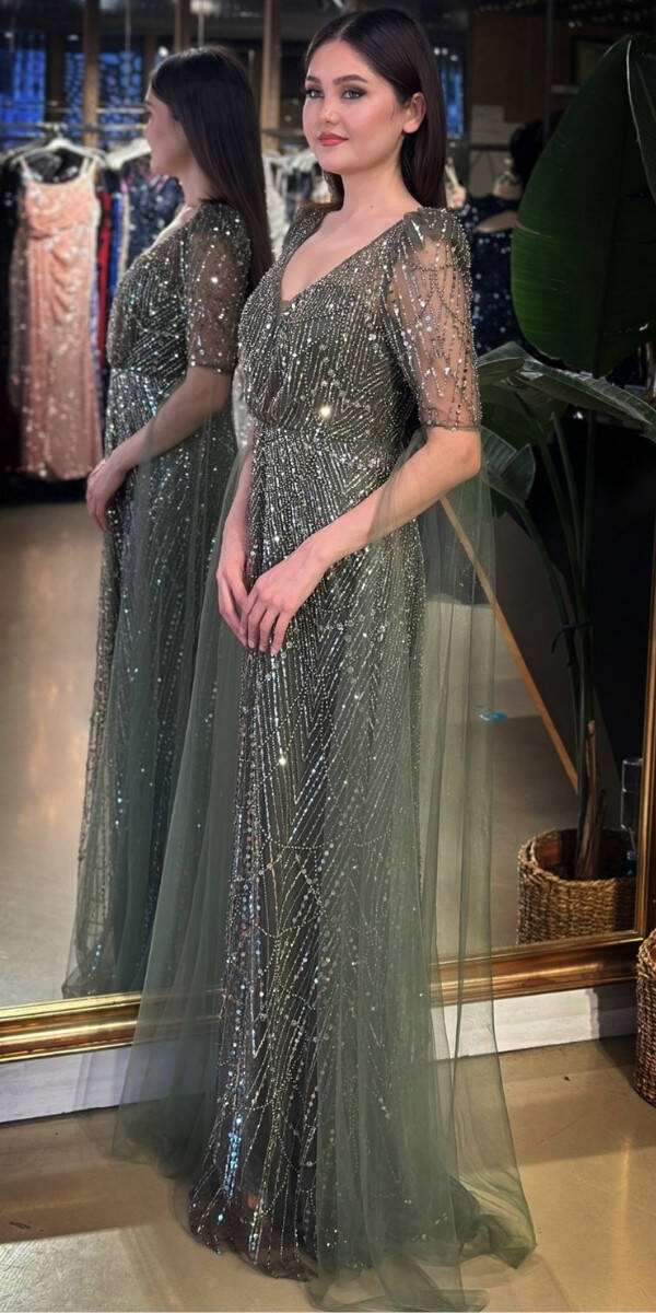 Koyu Olive V Yaka Kısa Kollu Pelerin Düz Kesim Pullu Boncuklu Uzun Abiye Elbise 7713 - 2