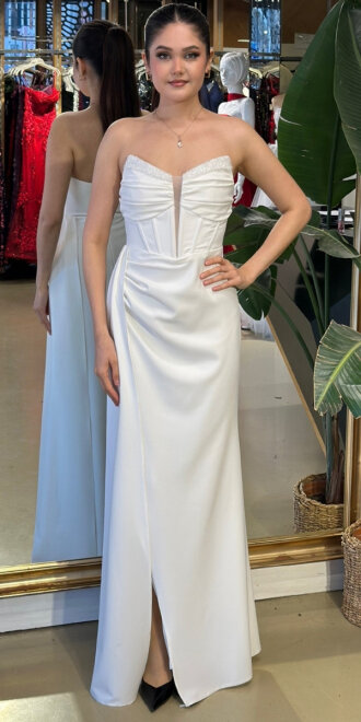 Krem Straplez Yaka Taş Detaylı Anvelop Yırtmaçlı Düz Kesim Krep Uzun Abiye Elbise 11109-03 - abiyeniall