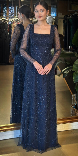 Lacivert Kare Yaka Uzun Kollu Kloş Etekli Pullu Boncuklu Uzun Abiye Elbise 11047-04 