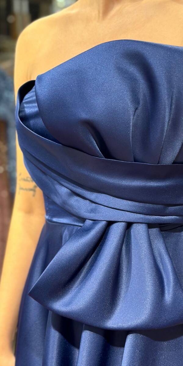 Lacivert Kloş Etekli Straplez Yaka Saten Midi Abiye Elbise 7657 - 4