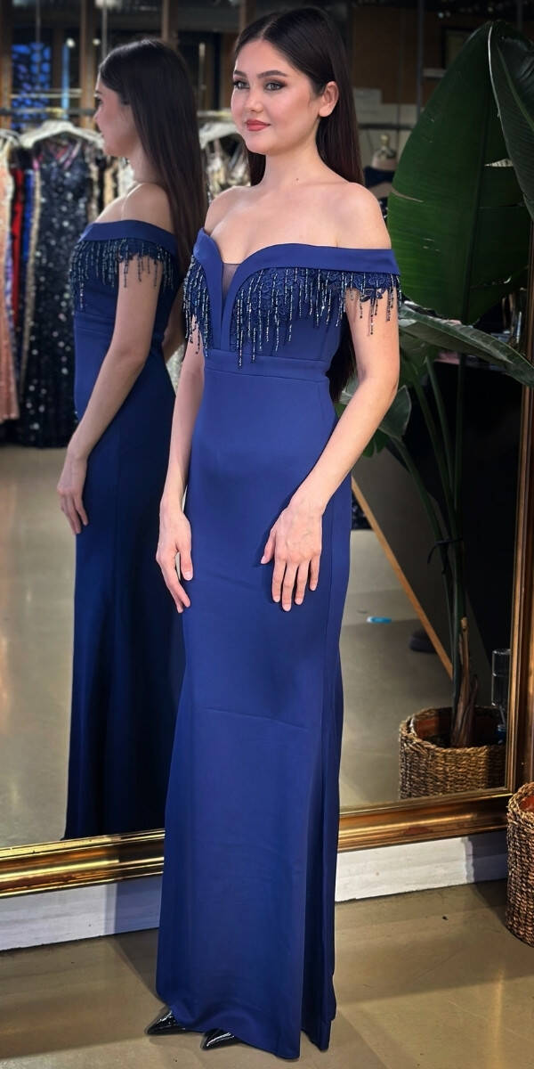 Lacivert Madonna Yaka Boncuk İşlemeli Düz Kesim Krep Uzun Abiye Elbise 11011-03 - 2