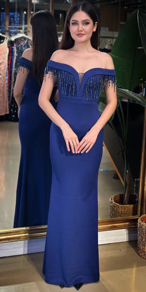 Lacivert Madonna Yaka Boncuk İşlemeli Düz Kesim Krep Uzun Abiye Elbise 11011-03 - 1