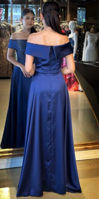 Lacivert Madonna Yaka Kloş Etekli Saten Uzun Abiye Elbise 11067 - 5