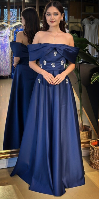 Lacivert Madonna Yaka Taş Detaylı Kloş Etekli Saten Uzun Abiye Elbise 11063-05 - abiyeniall