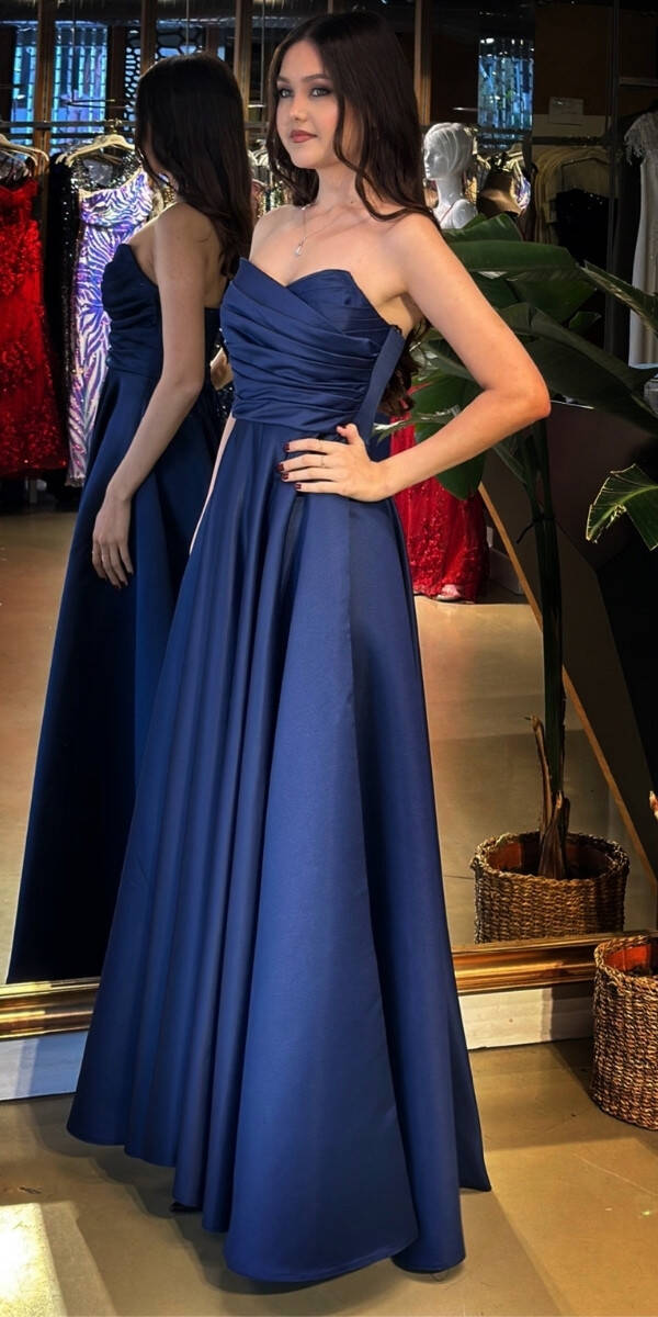 Lacivert Straplez Yaka Sırt Dekolteli Kloş Etekli Saten Uzun Abiye Elbise 11120-05 - 2
