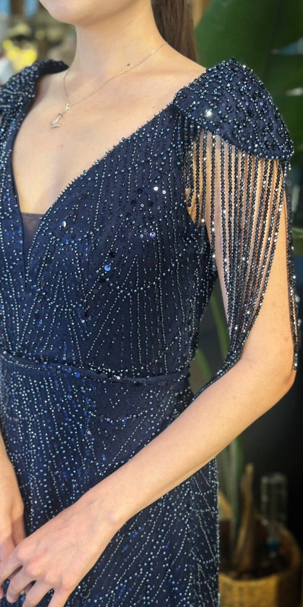 Lacivert V Yaka Boncuk İşlemeli Yırtmaçlı Düz Kesim Likralı Payet Uzun Abiye Elbise 11107-02 - 4