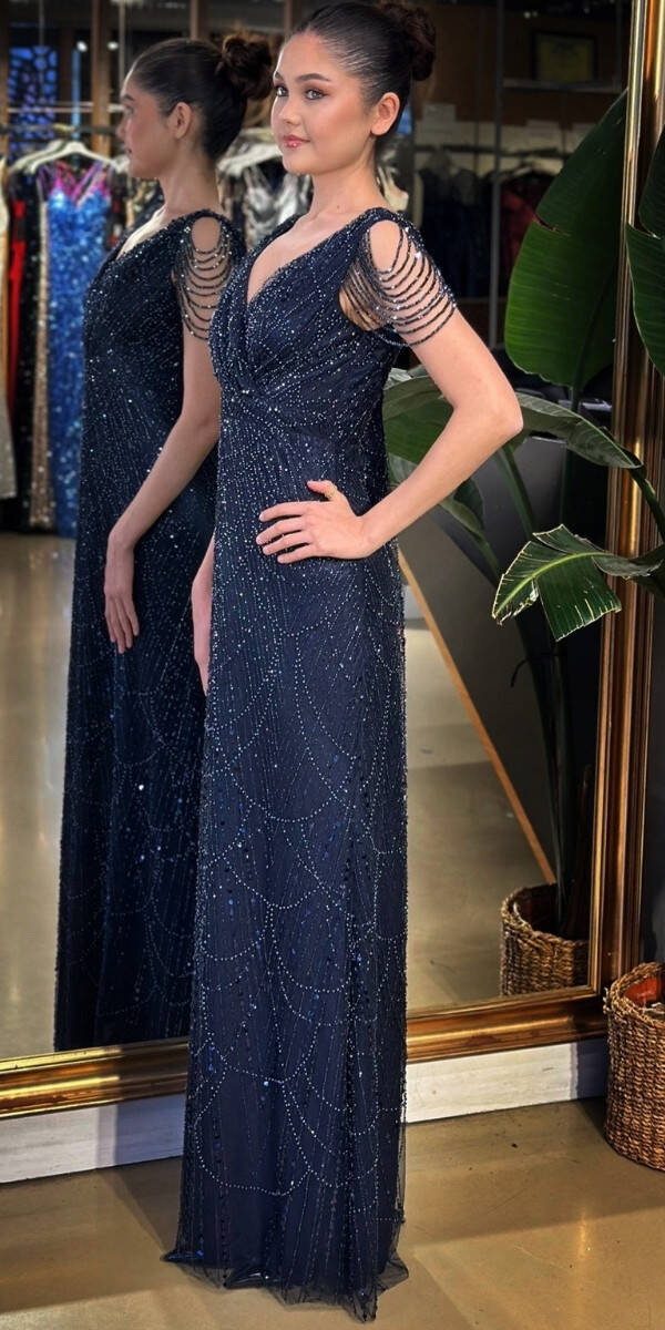 Lacivert V Yaka Kalın Askı Boncuk İşlemeli Düz Kesim Pullu Boncuklu Uzun Abiye Elbise 11138-02 - 2