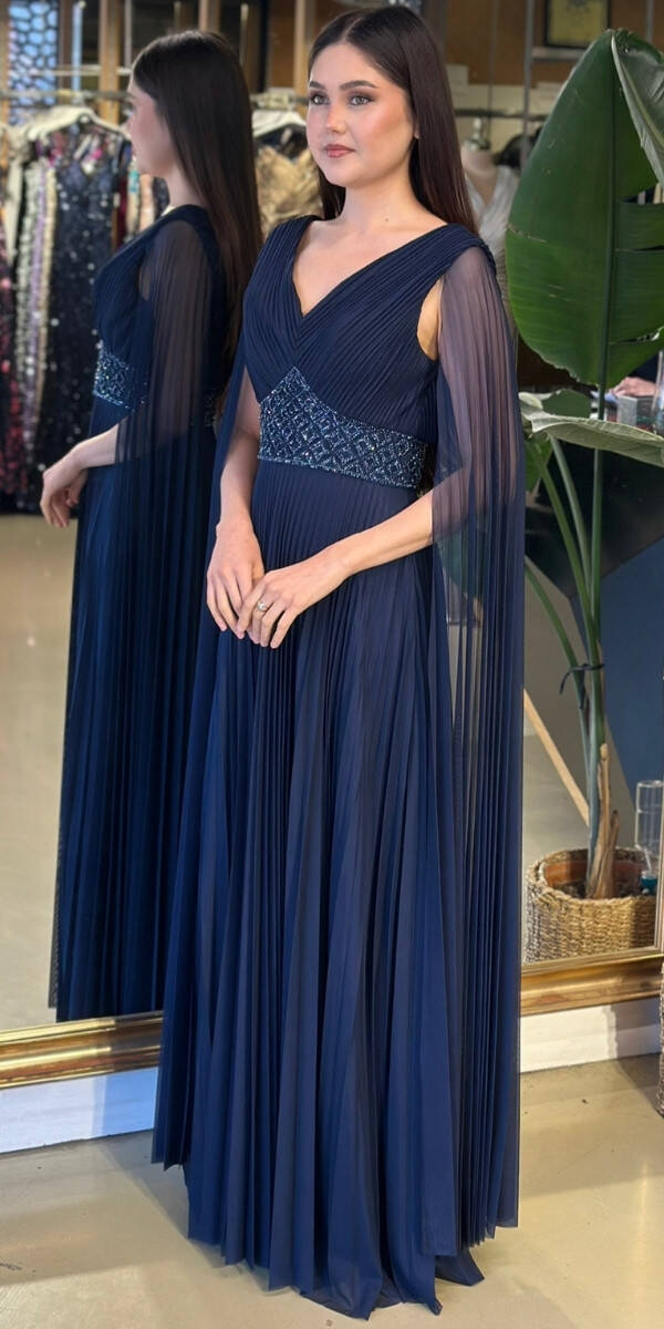 Lacivert V Yaka Pelerin Kloş Etekli Şifon Uzun Abiye Elbise 11108-05 - 2