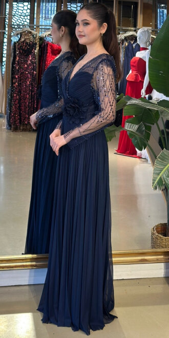 Lacivert V Yaka Uzun Kollu Çiçek Detaylı Kloş Etekli Şifon Uzun Abiye Elbise 11150-02 - 2