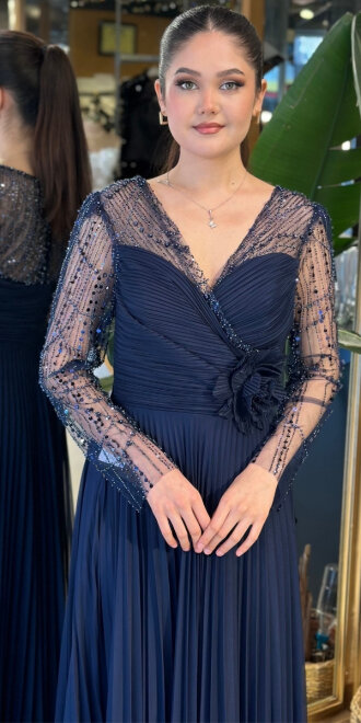 Lacivert V Yaka Uzun Kollu Çiçek Detaylı Kloş Etekli Şifon Uzun Abiye Elbise 11150-02 - 3