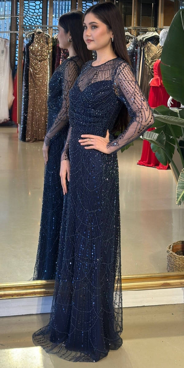 Lacivert Yuvarlak Yaka Uzun Kollu Düz Kesim Pullu Boncuklu Uzun Abiye Elbise 11159-02 - 2