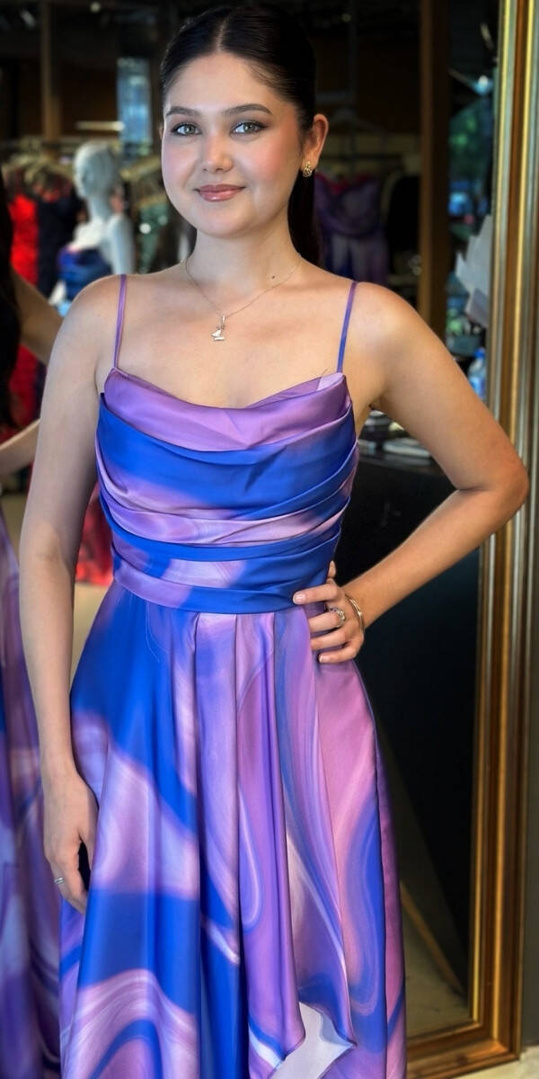 Lavanta Degaje Yaka İp Askılı Sırt Dekolteli Yırtmaçlı Kloş Desenli Uzun Abiye Elbise 11082-03 - 3