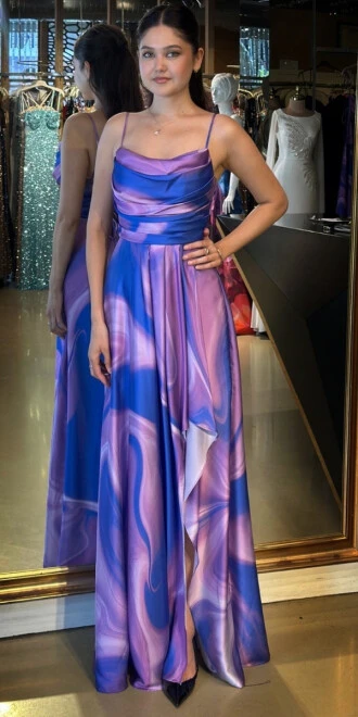 Lavanta Degaje Yaka İp Askılı Sırt Dekolteli Yırtmaçlı Kloş Desenli Uzun Abiye Elbise 11082-03 