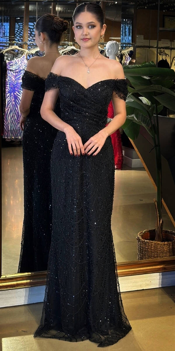 Mat Siyah Sırt Dekolteli Düz Kesim Pullu Boncuklu Uzun Abiye Elbise 11044 - 1