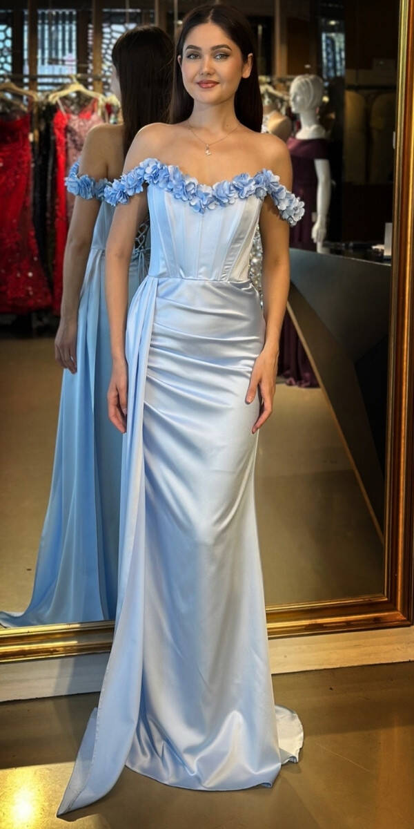 Mavi Madonna Yaka Çiçek Detaylı Sırt Dekolteli Düz Kesim Saten Uzun Abiye Elbise 11065 - 1