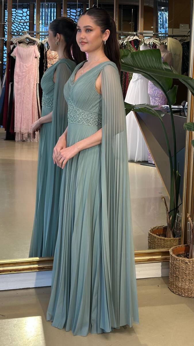 Mint V Yaka Pelerin Kloş Etekli Şifon Uzun Abiye Elbise 11108-08 - 2