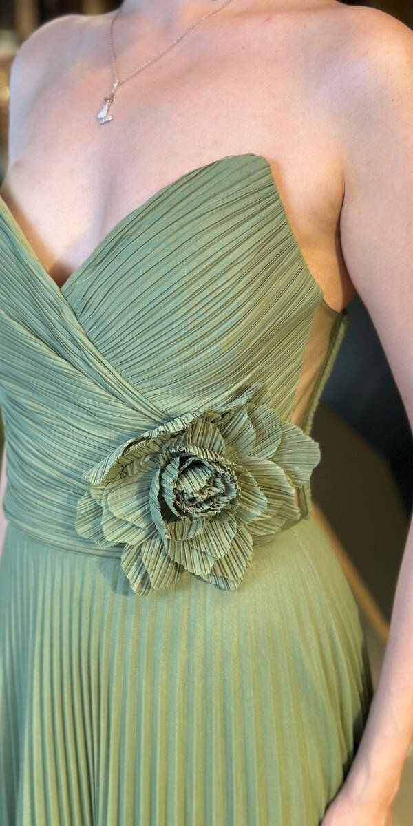 Olive Straplez Yaka Çiçek Detaylı Kloş Etekli Tül Uzun Abiye Elbise 11003 - 4