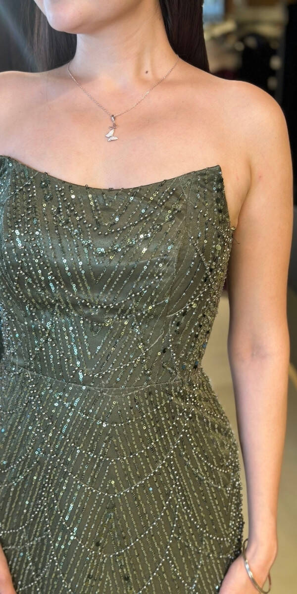 Olive Straplez Yaka Sırt Dekolteli Düz Kesim Pullu Boncuklu Uzun Abiye Elbise 7778 - 4