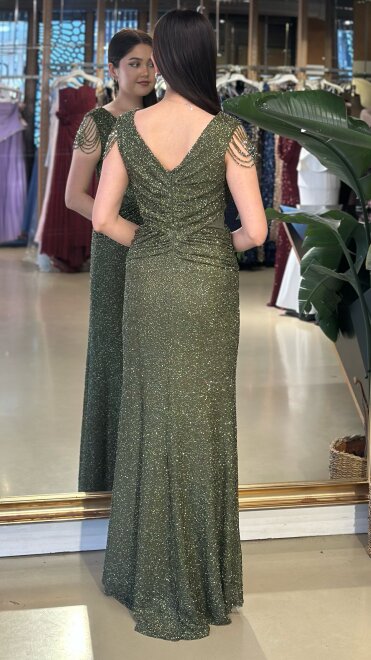 Olive V Yaka Kalın Askı Yırtmaçlı Düz Kesim Likralı Pullu Boncuklu Uzun Abiye Elbise 11179-04 - 5