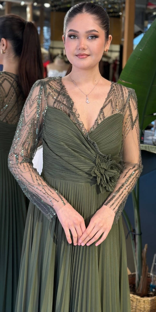 Olive V Yaka Uzun Kollu Çiçek Detaylı Kloş Etekli Şifon Uzun Abiye Elbise 11150-03 - 3