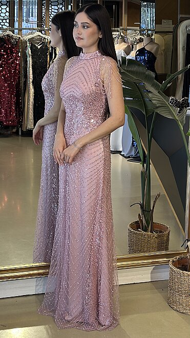 Pembe Halter Yaka Boncuk İşlemeli Düz Kesim Pullu Boncuklu Uzun Abiye Elbise 21-11154 - 2